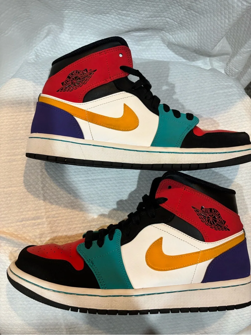Air Jordan 1 Mid Multi Color Bred Sneakers Men’s 9.5